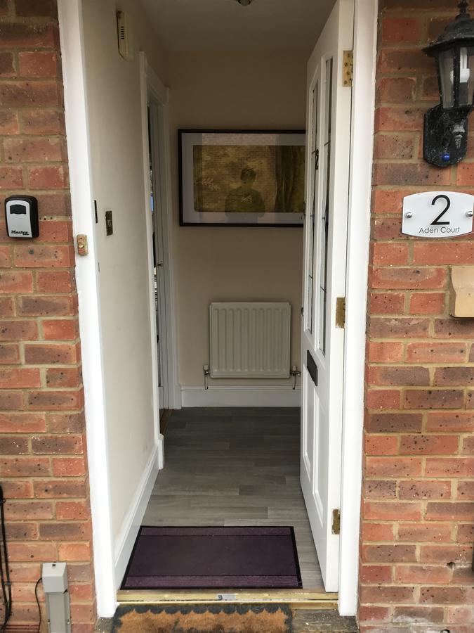 Villa Delight Marvel - Orchard House Swindon Exterior foto